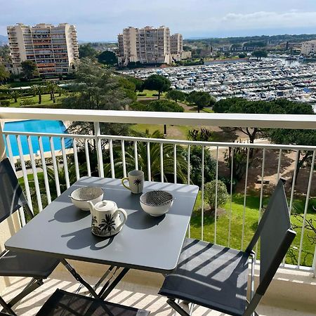 Studio Avec Vue Sur Marina Et Mer - 2 Adultes Et 1 Enfant Maximum Mandelieu La Napoule Luaran gambar