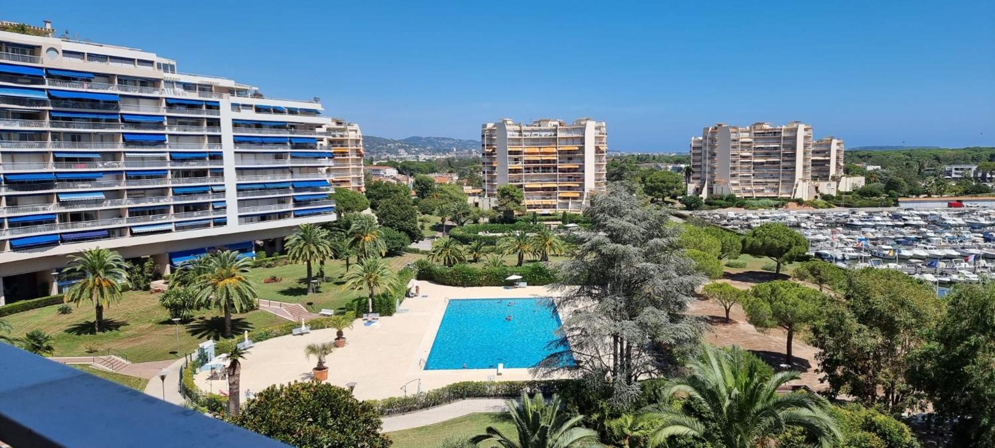 Studio Avec Vue Sur Marina Et Mer - 2 Adultes Et 1 Enfant Maximum Mandelieu La Napoule Luaran gambar